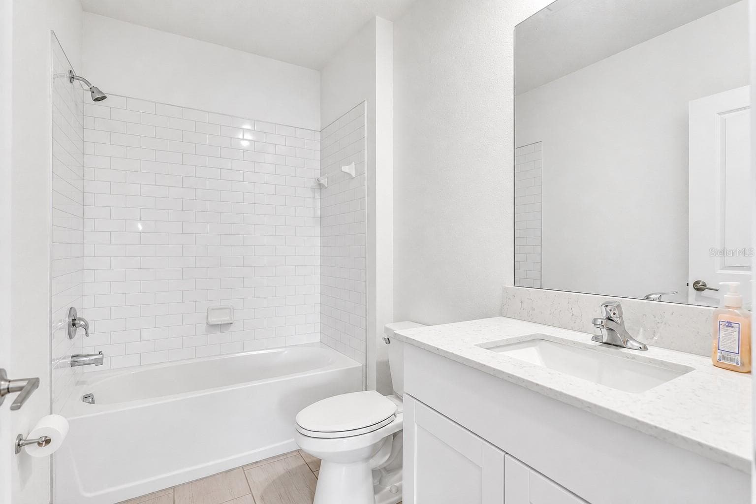 Bathroom First Floor - 22547 STORYBOOK CABIN WAY, LAND O LAKES