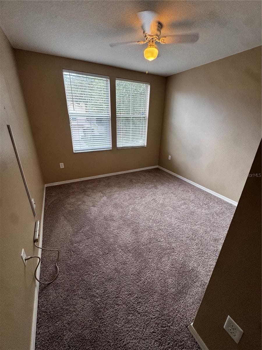 Townhouse at 10851 KENSINGTON PARK AVE, RIVERVIEW, photo 28 of 32