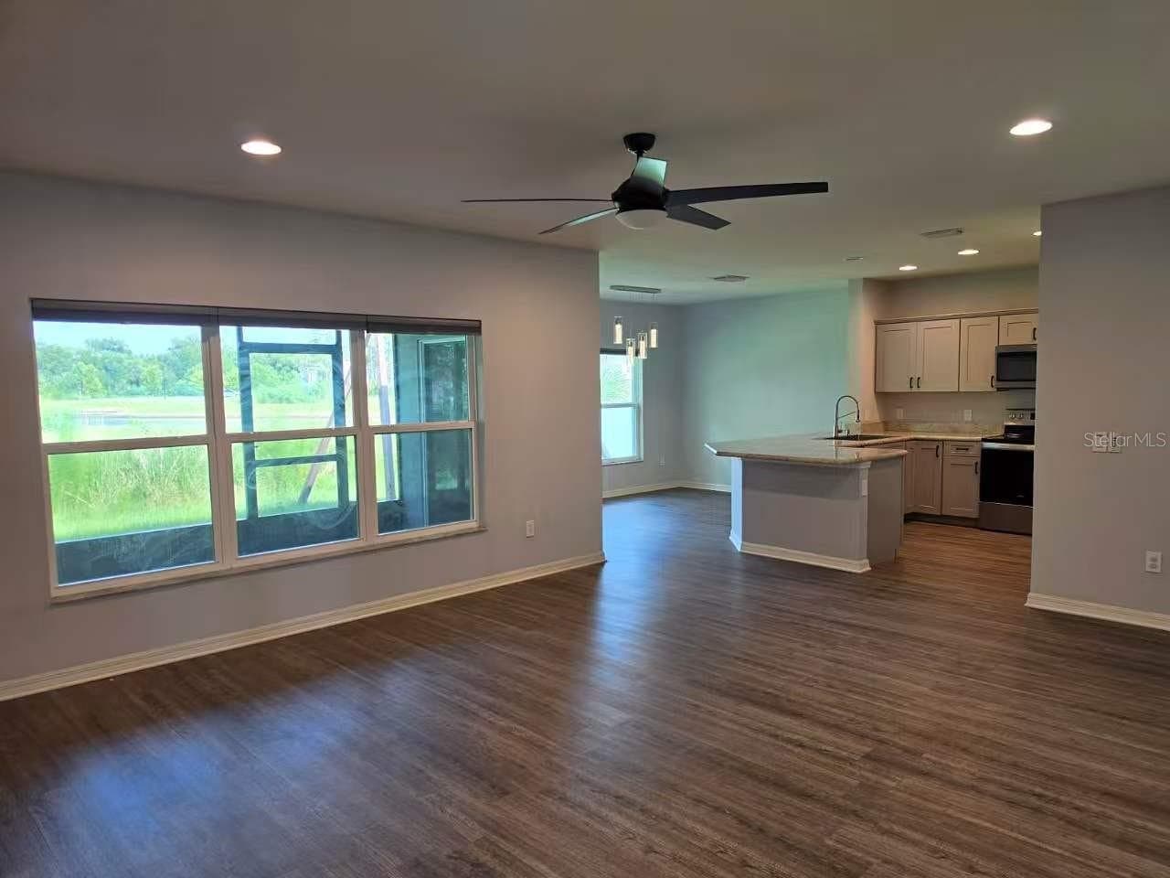 Single Family Residence at 1631 TOWN PARK CT, ST CLOUD, photo 5 of 28