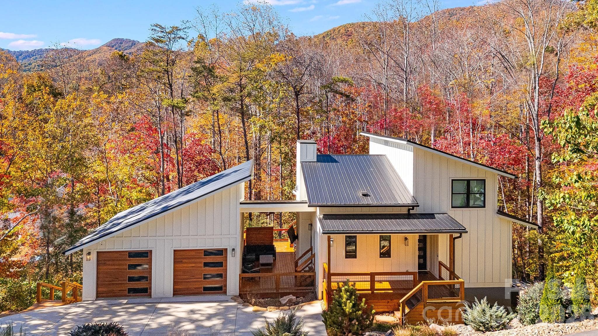 Single Family Residence at 56 Creek Run Road, Candler, photo 32 of 37