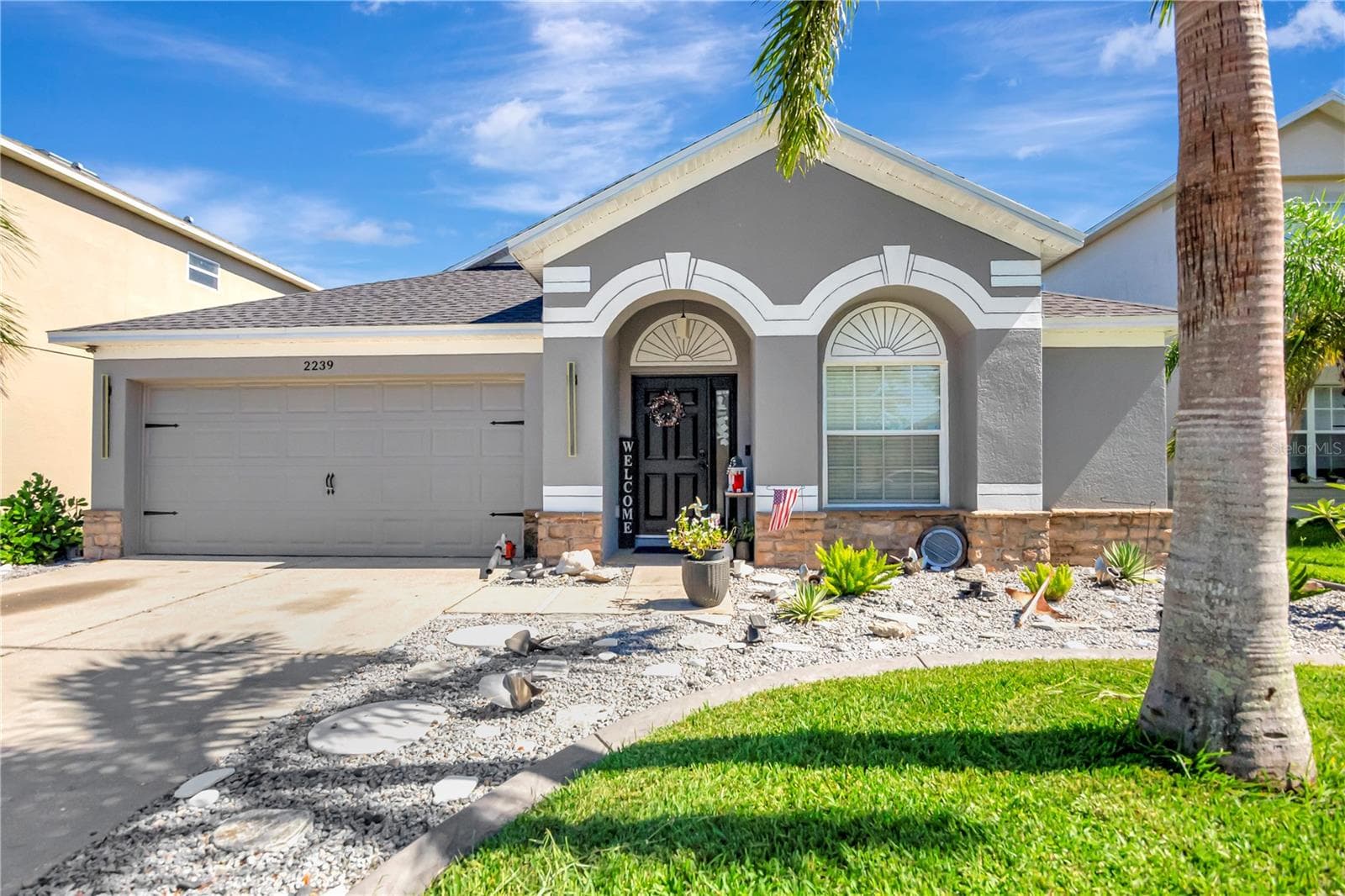 Single Family Residence at 2239 ROANOKE SPRINGS DR, RUSKIN, photo 2 of 25