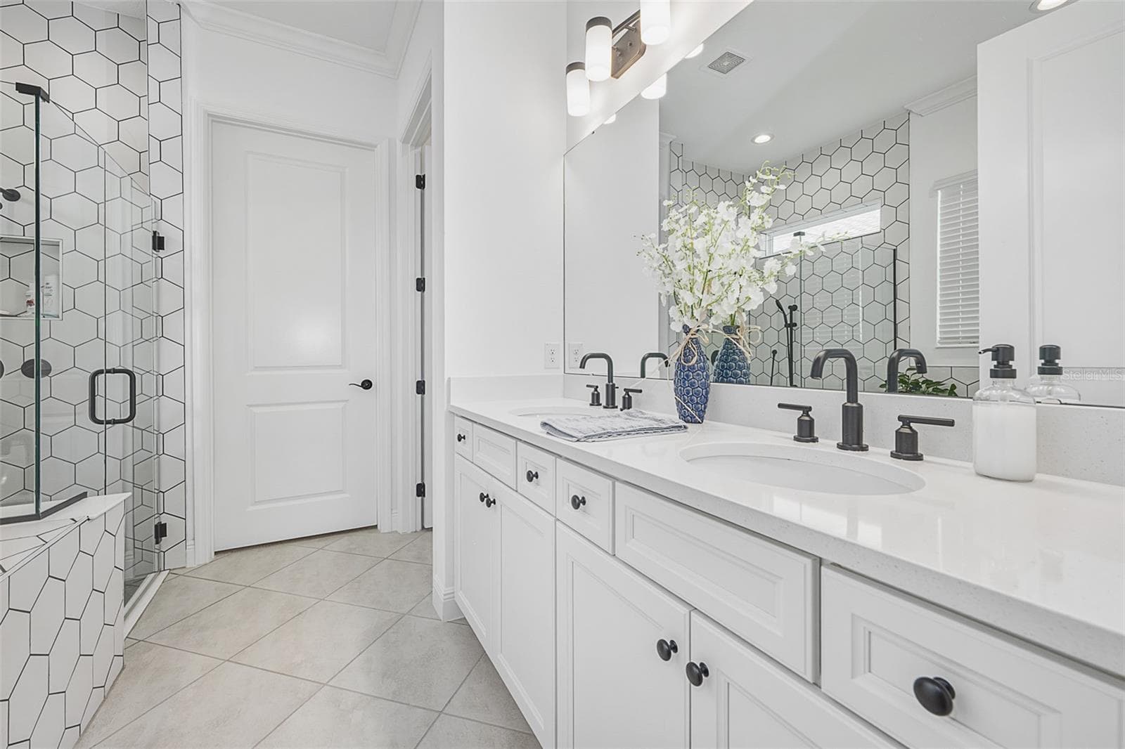 Single Family Residence at 7748 FOUR SEASONS BLVD, KISSIMMEE, photo 19 of 83