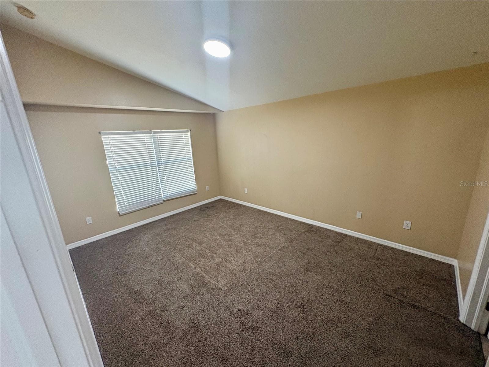 Single Family Residence at 24905 SIENA DR, LUTZ, photo 4 of 4