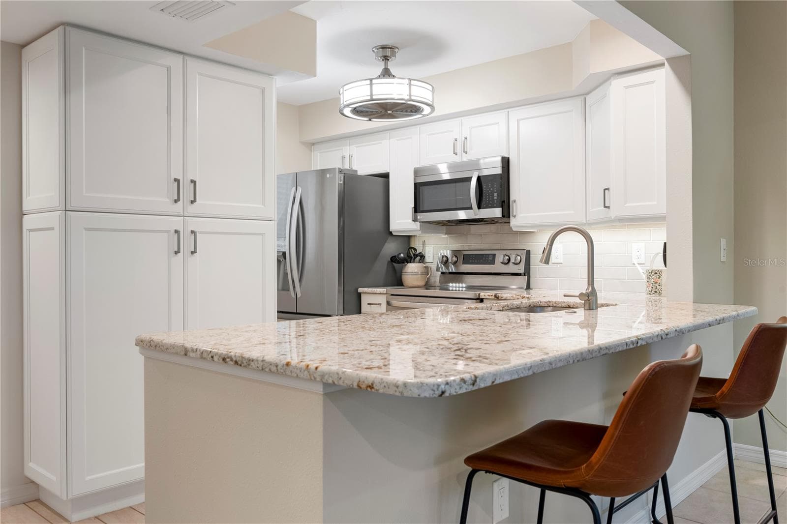 Condominium at 2756 CLUBHOUSE DR #202, SARASOTA, photo 14 of 34