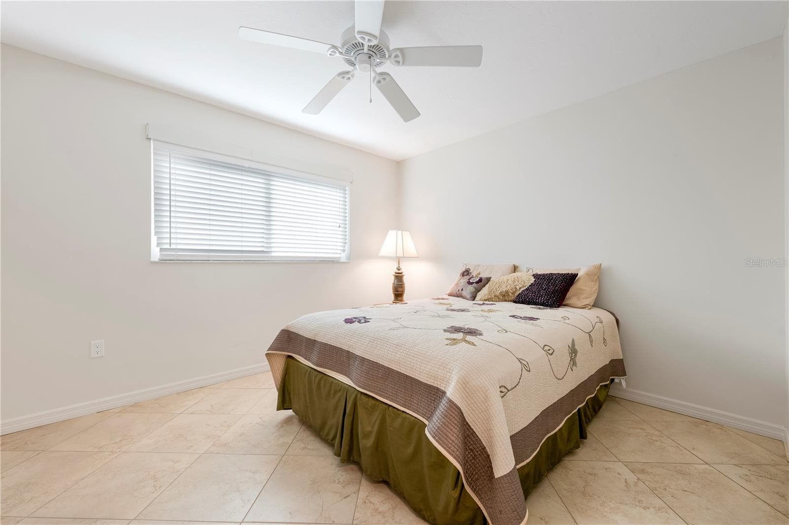 Condominium at 2756 CLUBHOUSE DR #202, SARASOTA, photo 24 of 34