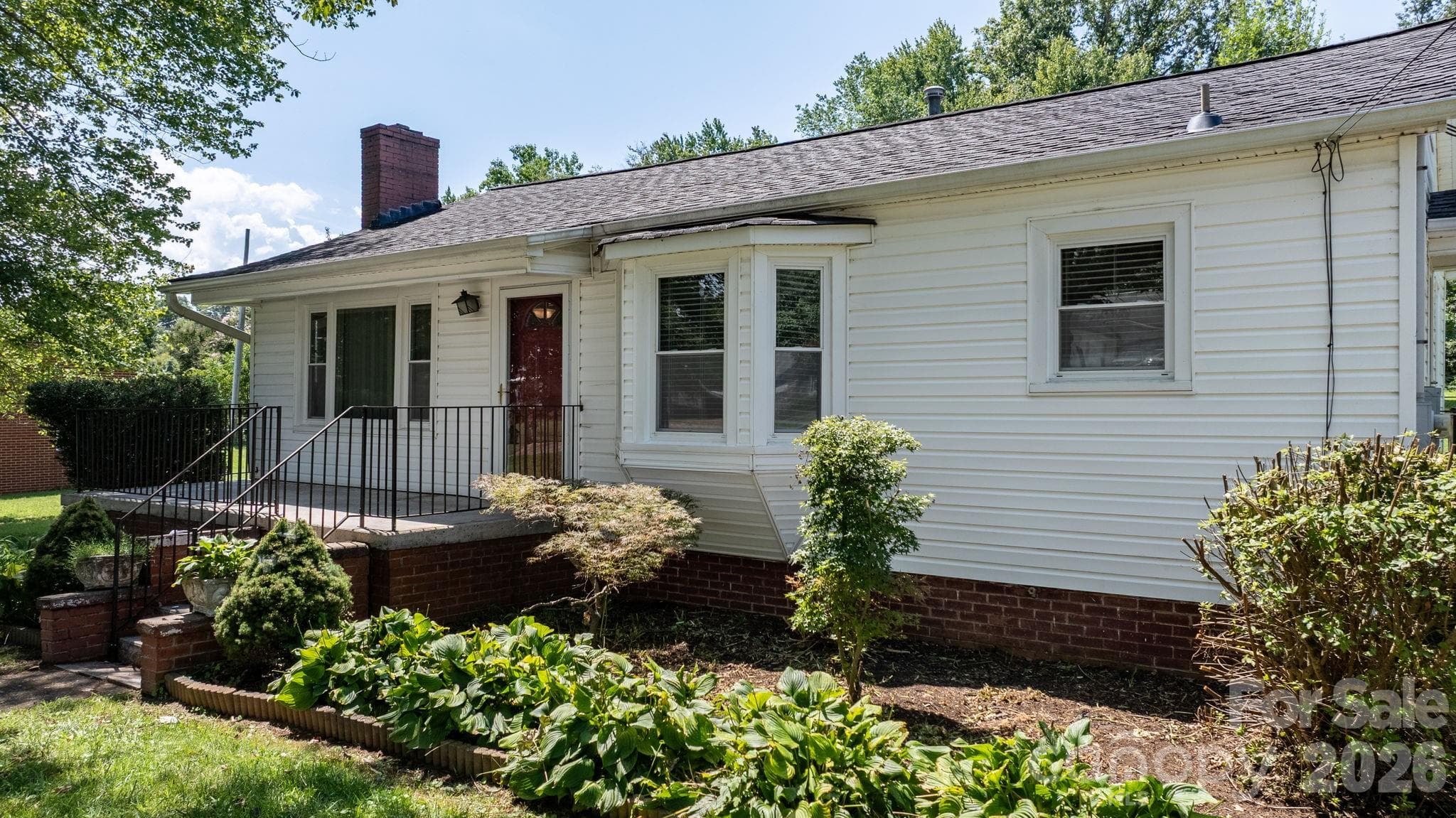 Single Family Residence at 414B Old NC 18 Highway, Morganton, photo 2 of 23