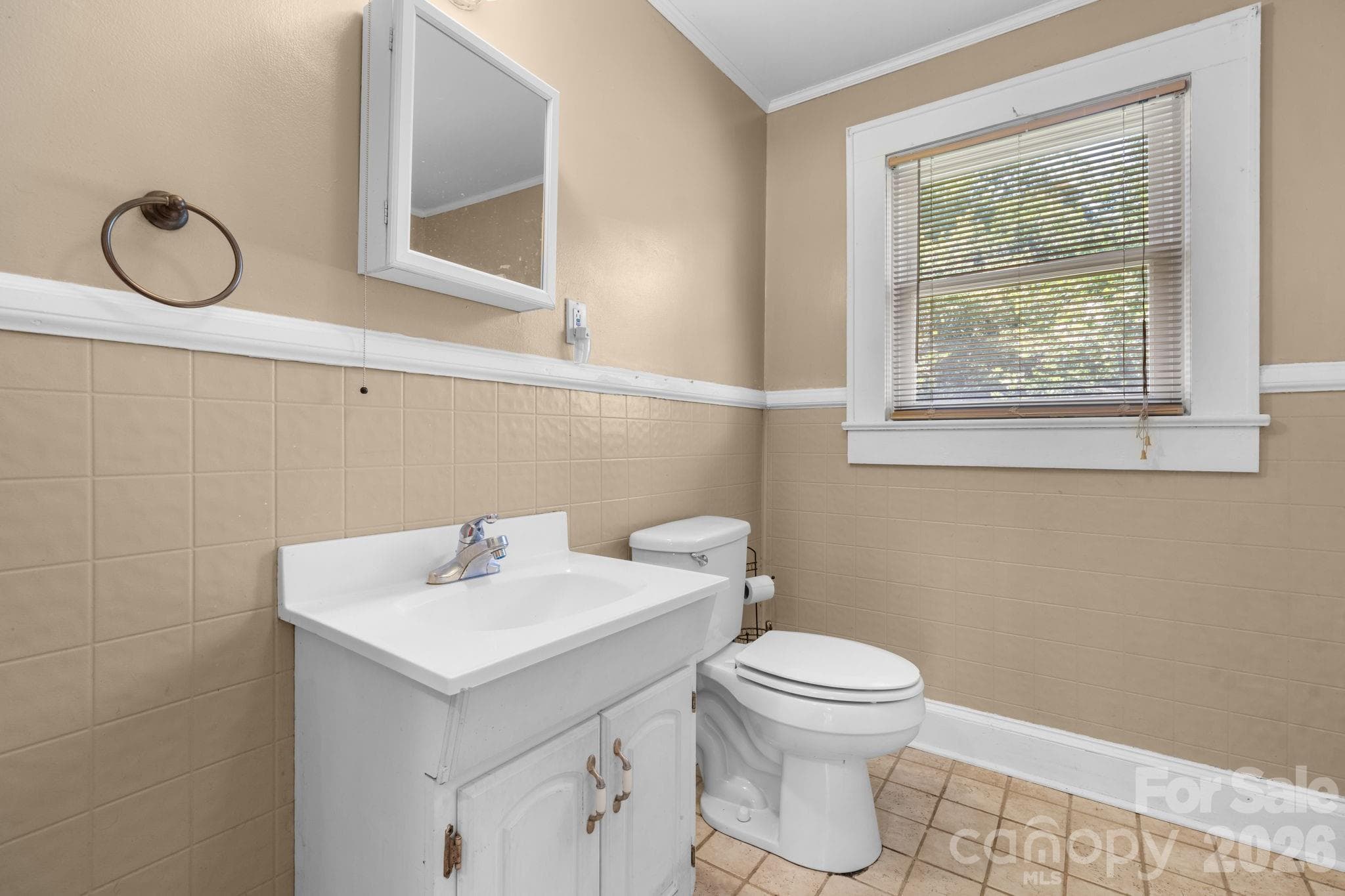Single Family Residence at 414B Old NC 18 Highway, Morganton, photo 13 of 23