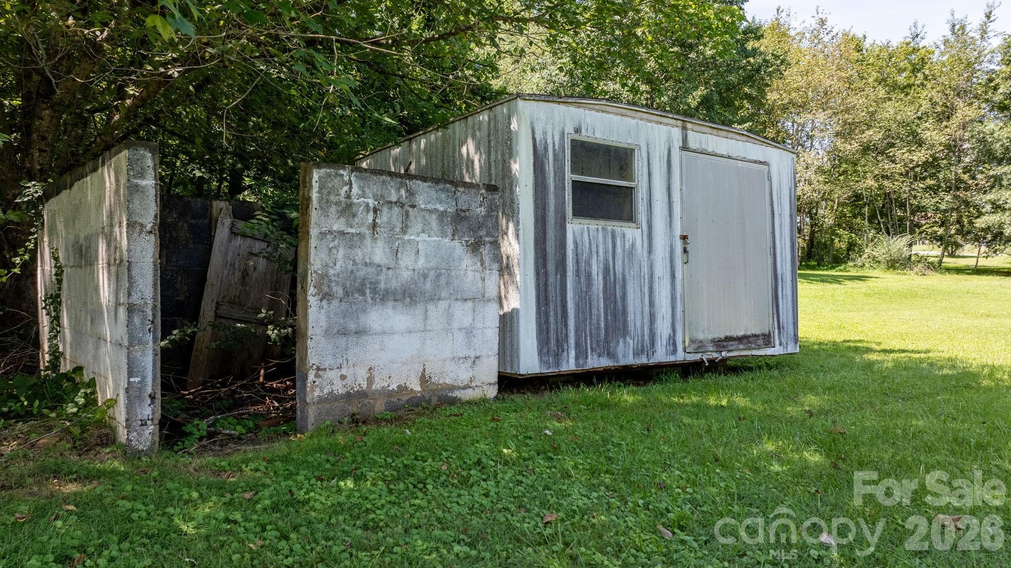 Single Family Residence at 414B Old NC 18 Highway, Morganton, photo 19 of 23