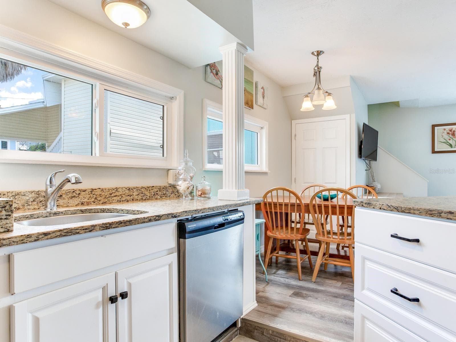 Kitchen - 120 93RD AVE, TREASURE ISLAND