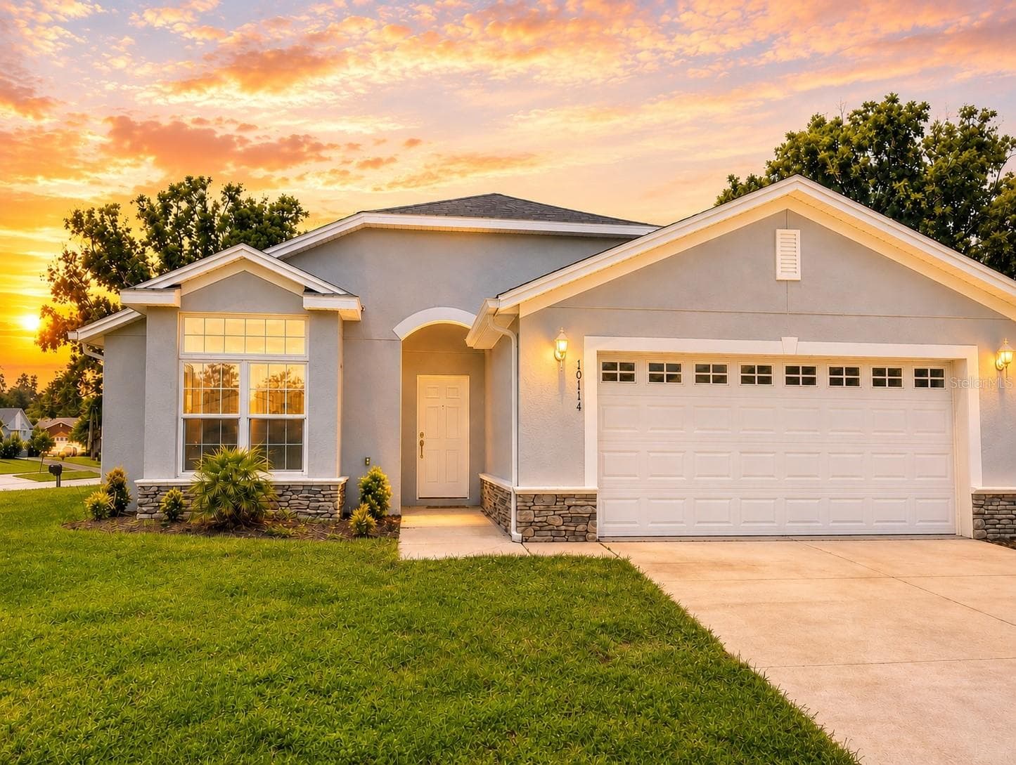 10114 BRIAR CIR
