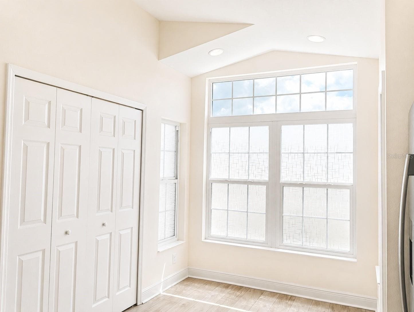 Single Family Residence at 10114 BRIAR CIR, HUDSON, photo 5 of 23