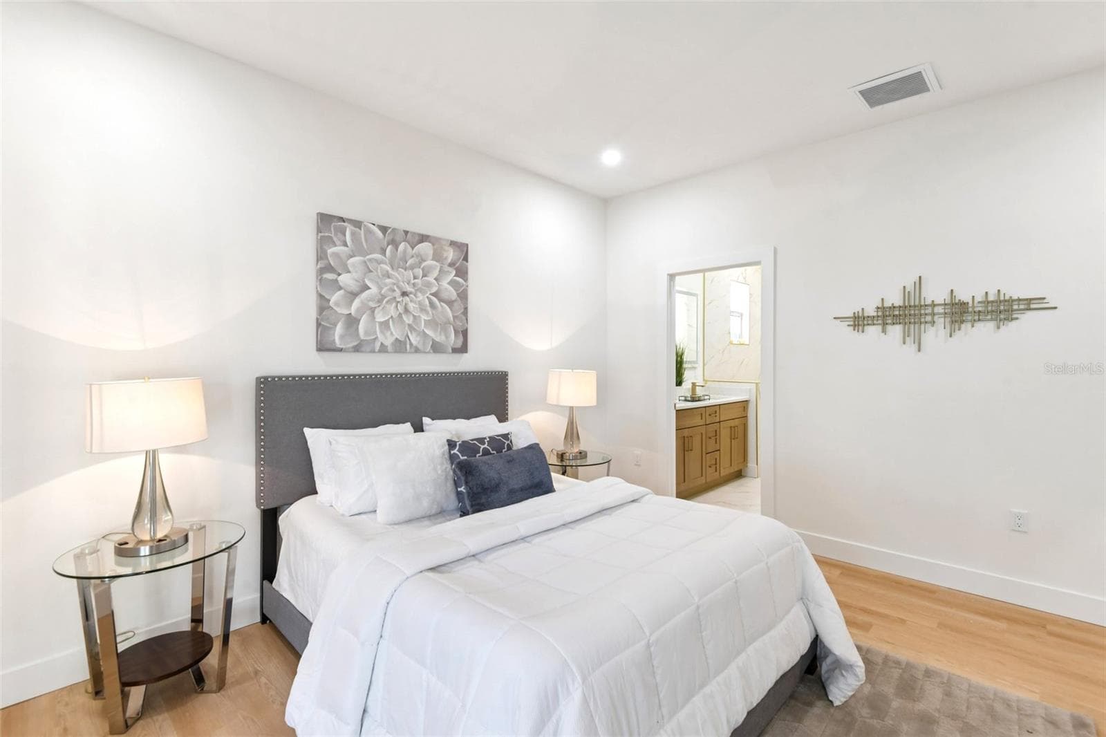 Single Family Residence at 266 PLATON AVE, DUNEDIN, photo 18 of 30