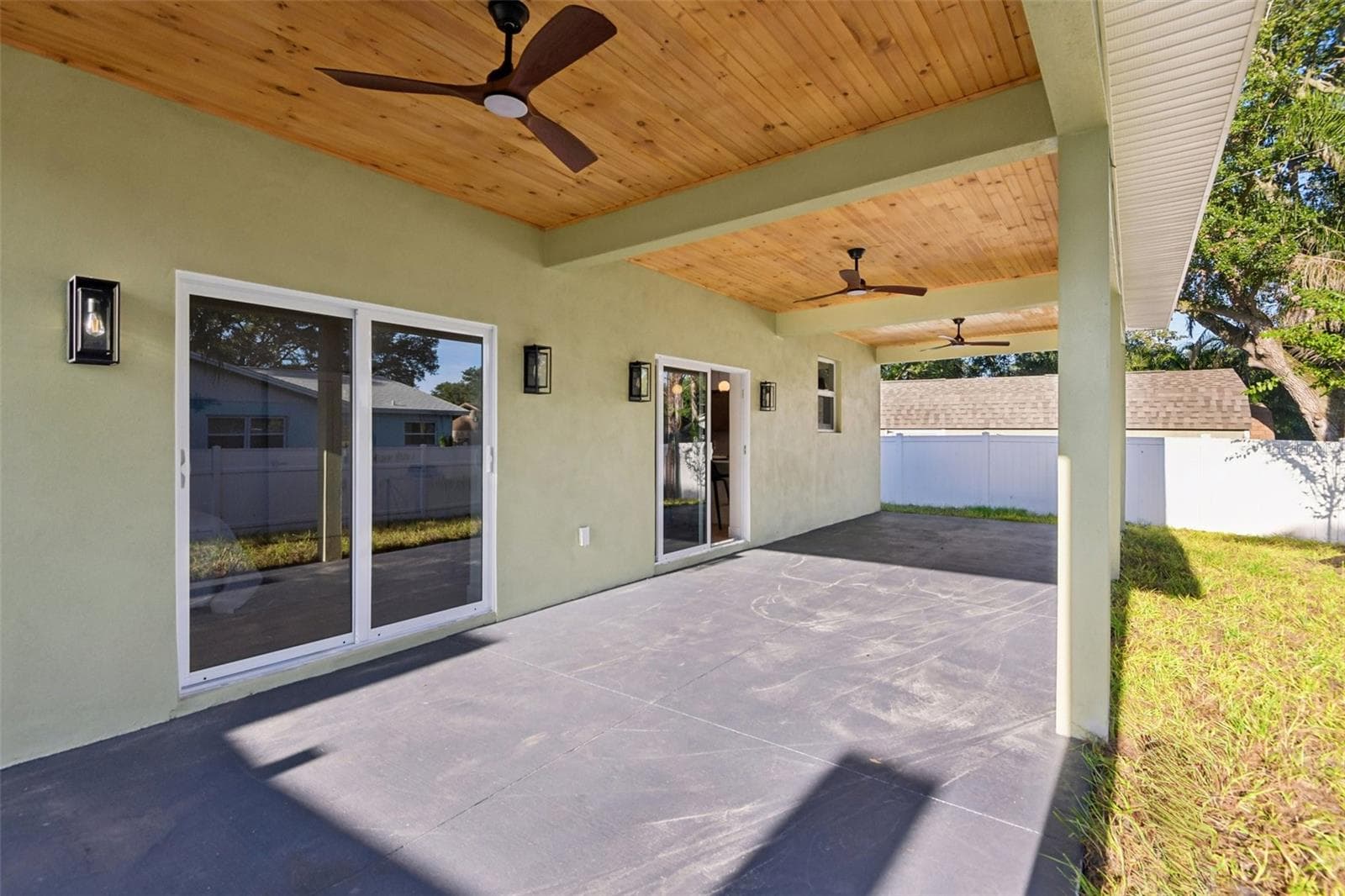 Single Family Residence at 266 PLATON AVE, DUNEDIN, photo 29 of 30
