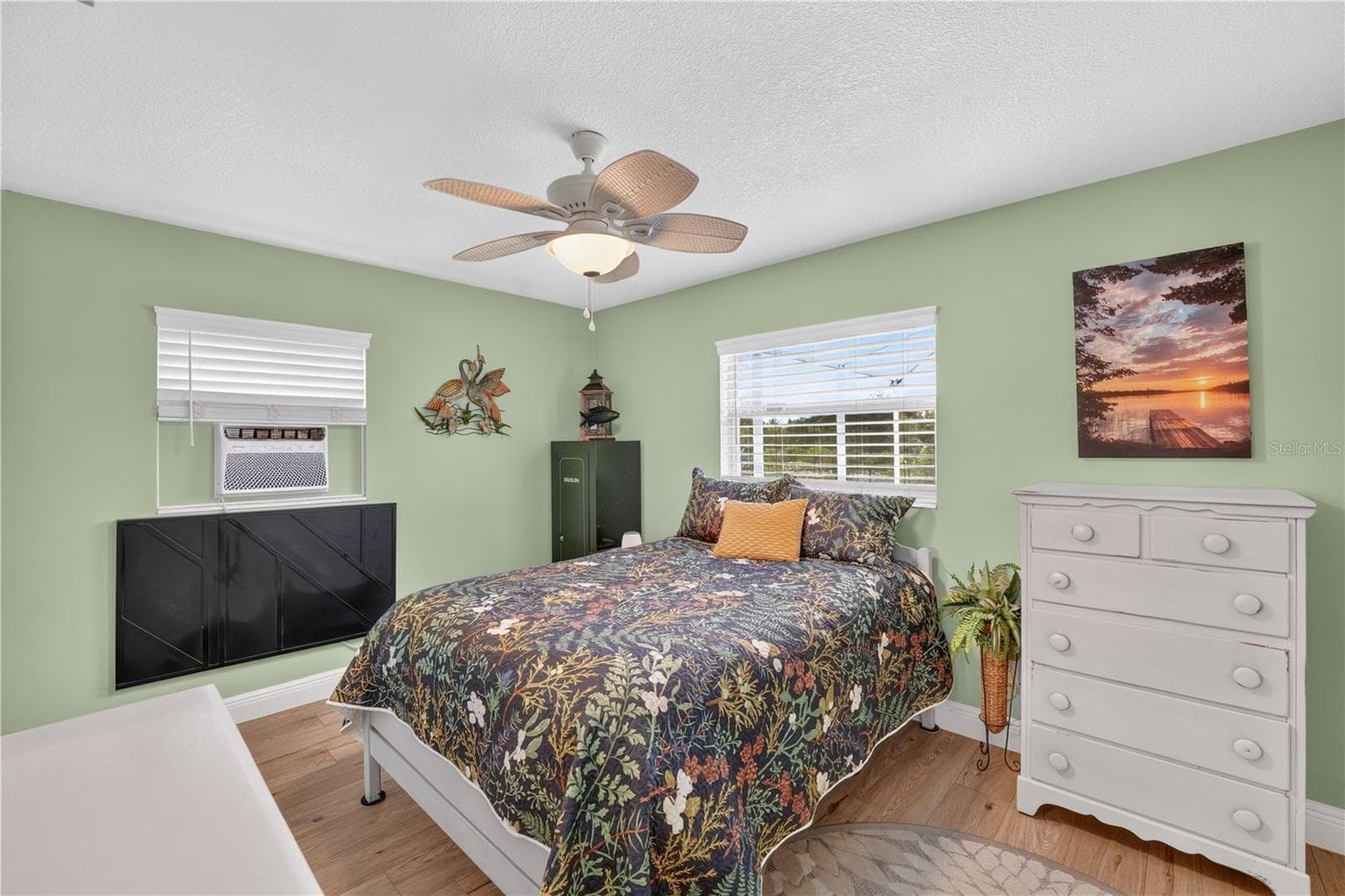 Single Family Residence at 28050 LOIS DR, TAVARES, photo 11 of 45