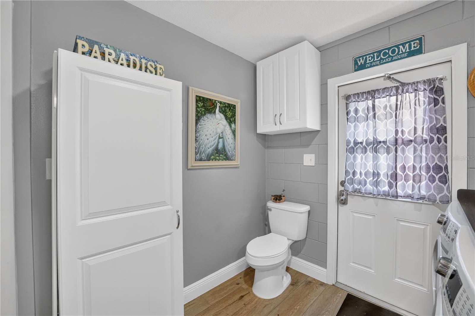 Single Family Residence at 28050 LOIS DR, TAVARES, photo 16 of 45