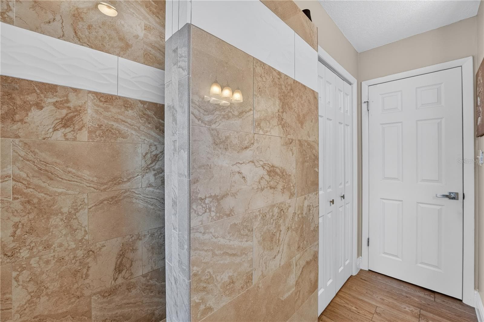Single Family Residence at 28050 LOIS DR, TAVARES, photo 25 of 45