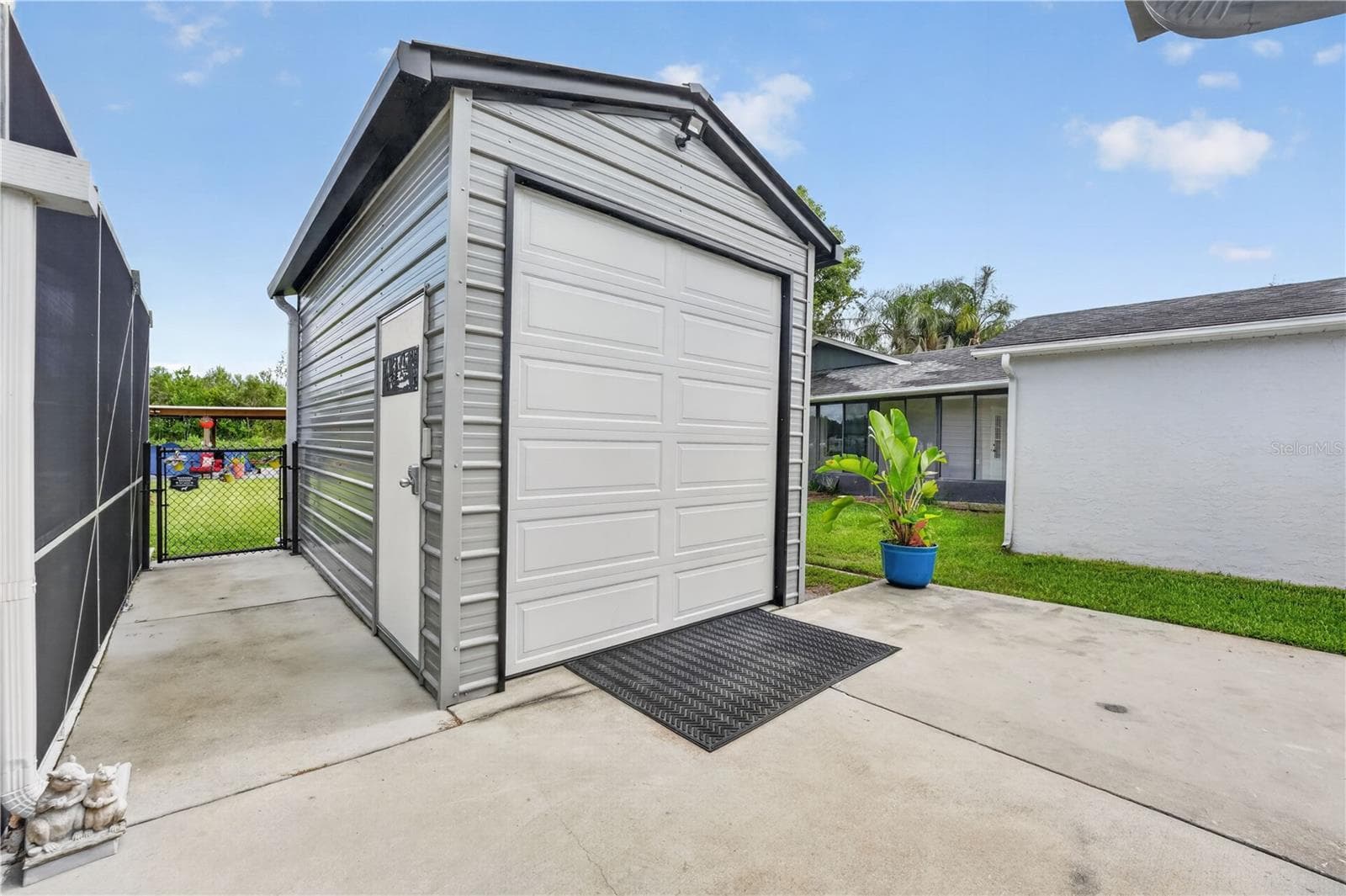 Single Family Residence at 28050 LOIS DR, TAVARES, photo 31 of 45