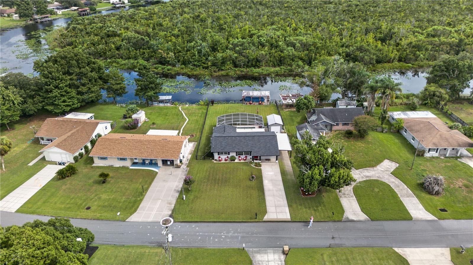 Single Family Residence at 28050 LOIS DR, TAVARES, photo 39 of 45