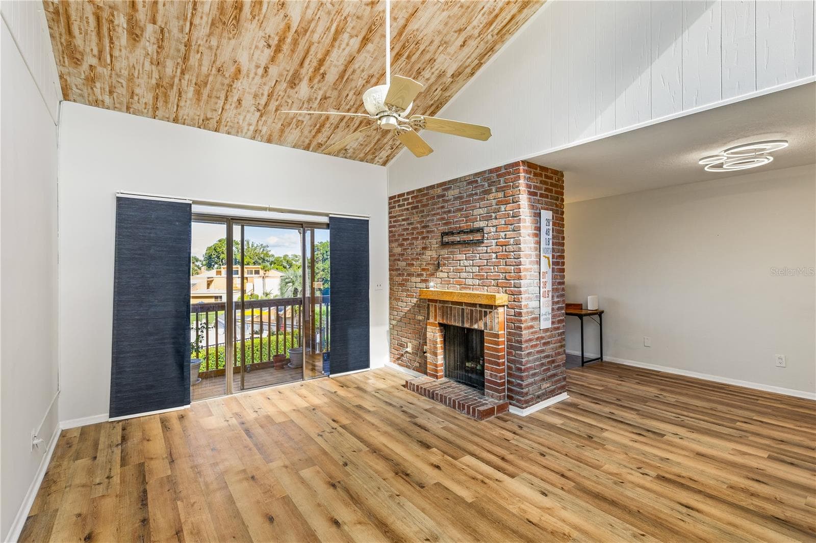 Condominium at 1051 S HIGHLAND ST #7D, MOUNT DORA, photo 3 of 32