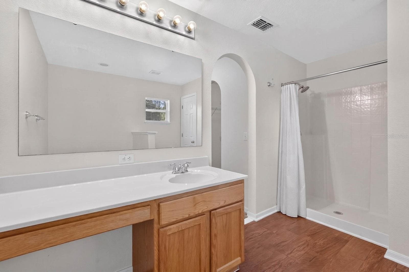 ensuite bathroom - 99 PICKERING DR, PALM COAST