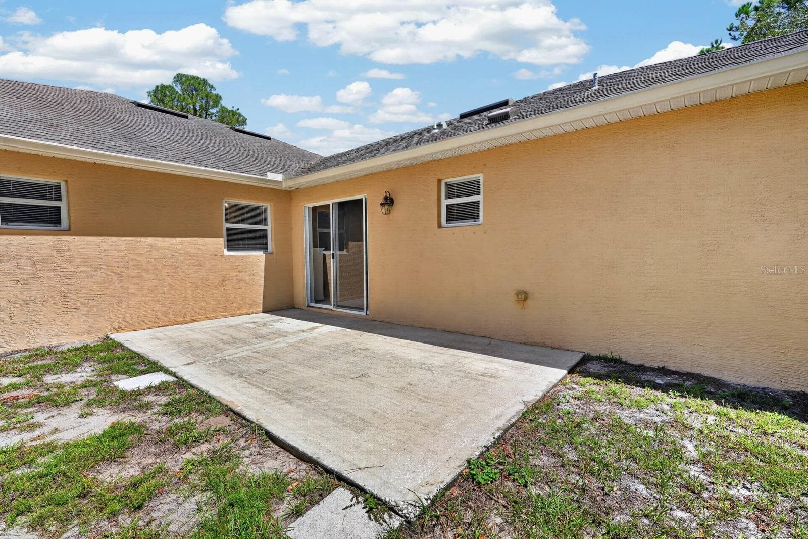 backyard - 99 PICKERING DR, PALM COAST