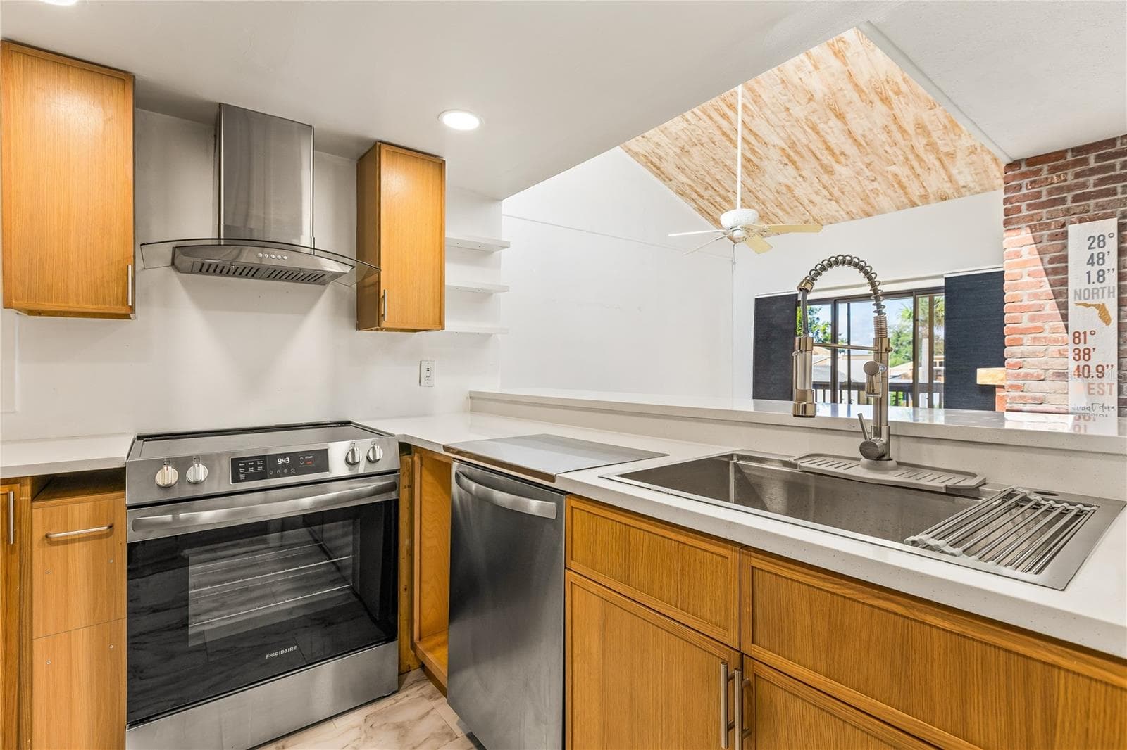Condominium at 1051 S HIGHLAND ST #7D, MOUNT DORA, photo 13 of 32