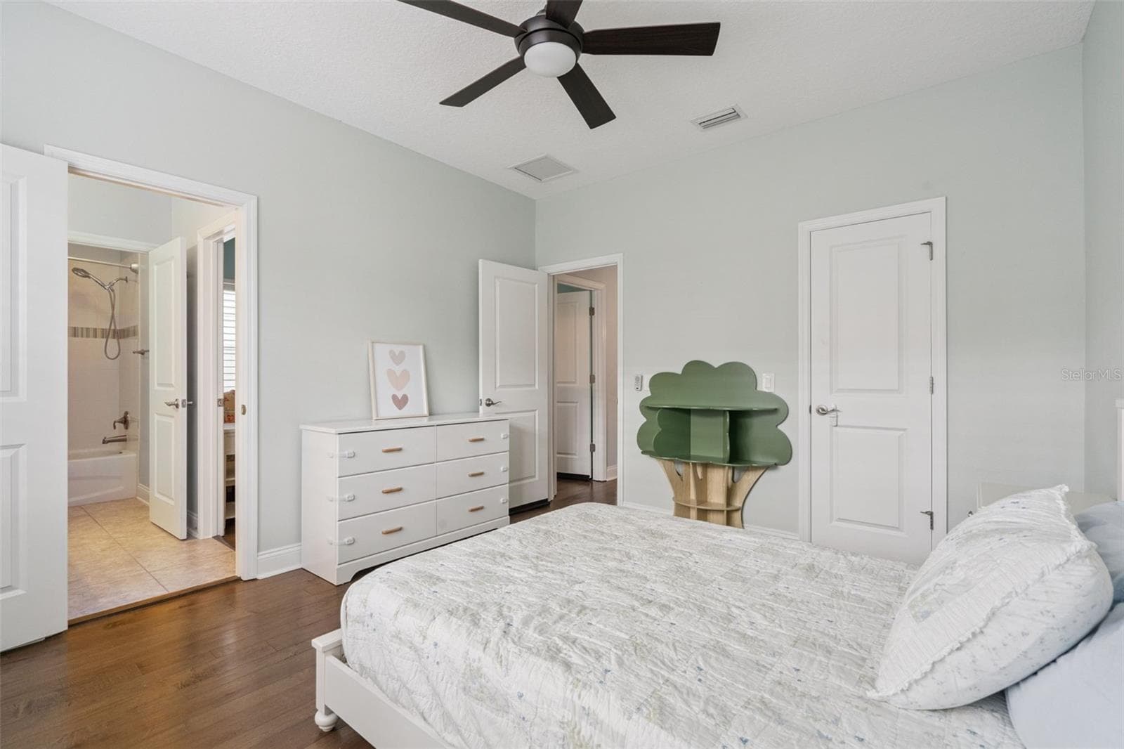 Single Family Residence at 1589 RESOLUTE ST, CELEBRATION, photo 29 of 49