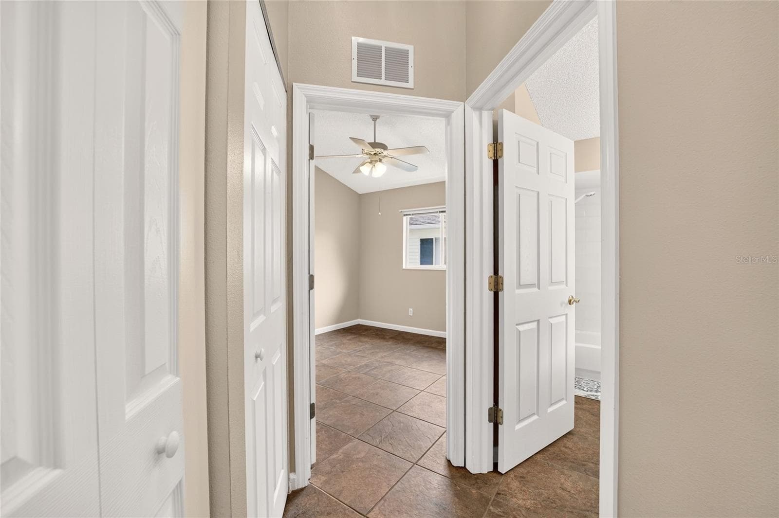Single Family Residence at 1923 NW 50TH CIR, OCALA, photo 21 of 55