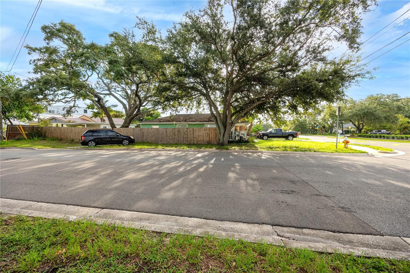 Single Family Residence at 1250 LAKEVIEW RD, CLEARWATER, photo 35 of 42
