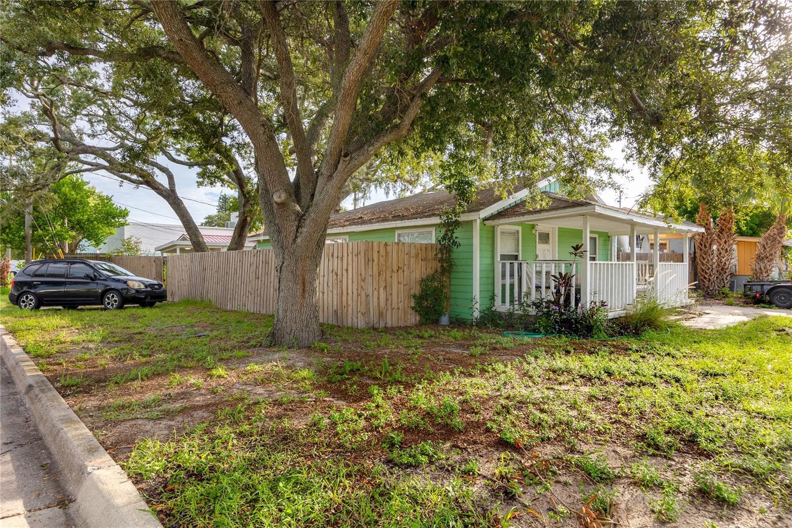 Single Family Residence at 1250 LAKEVIEW RD, CLEARWATER, photo 38 of 42