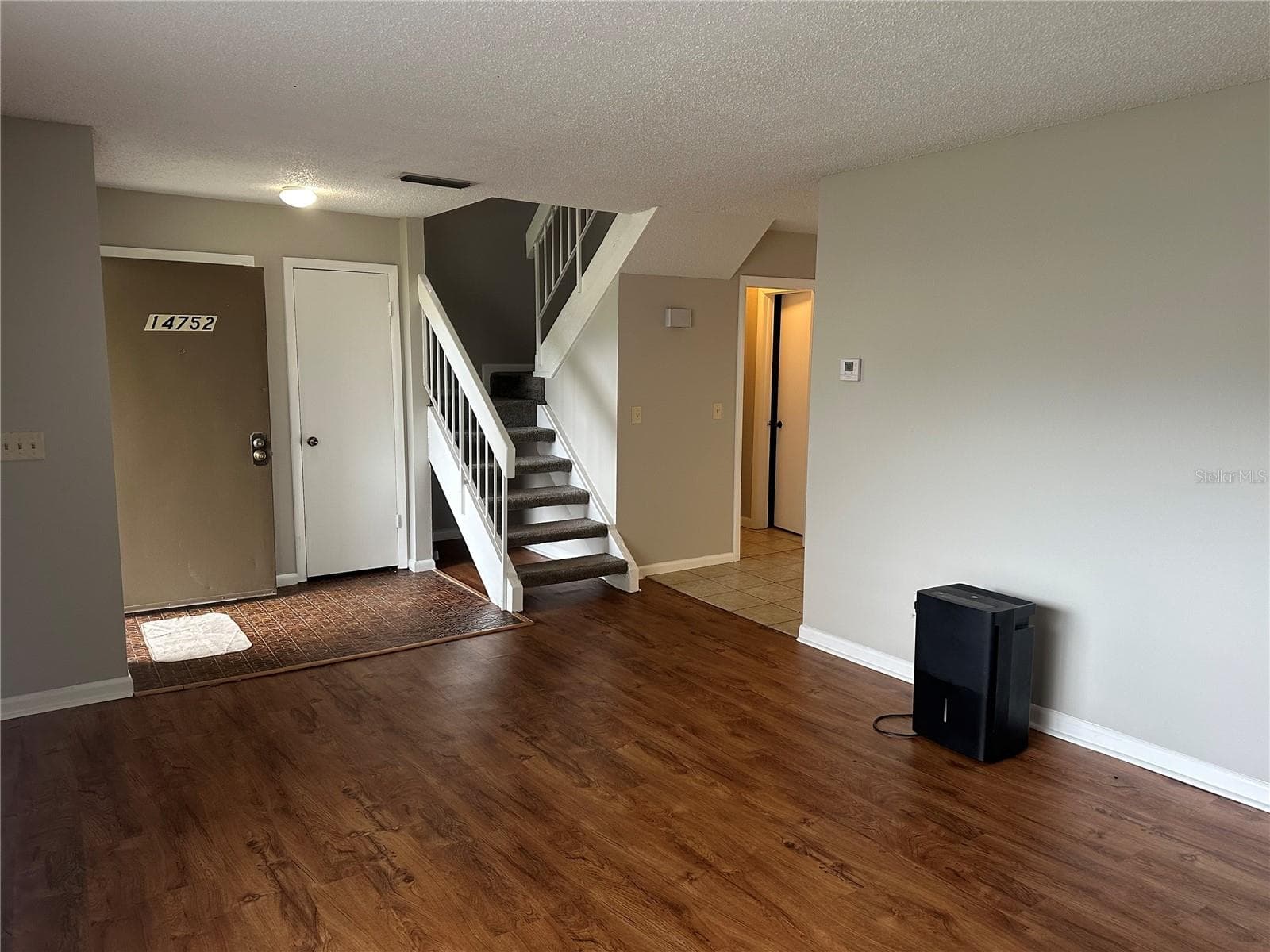Townhouse at 14752 MORNING DR, LUTZ, photo 6 of 31