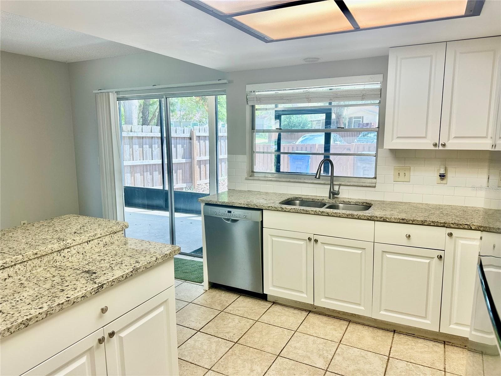 Townhouse at 14752 MORNING DR, LUTZ, photo 11 of 31
