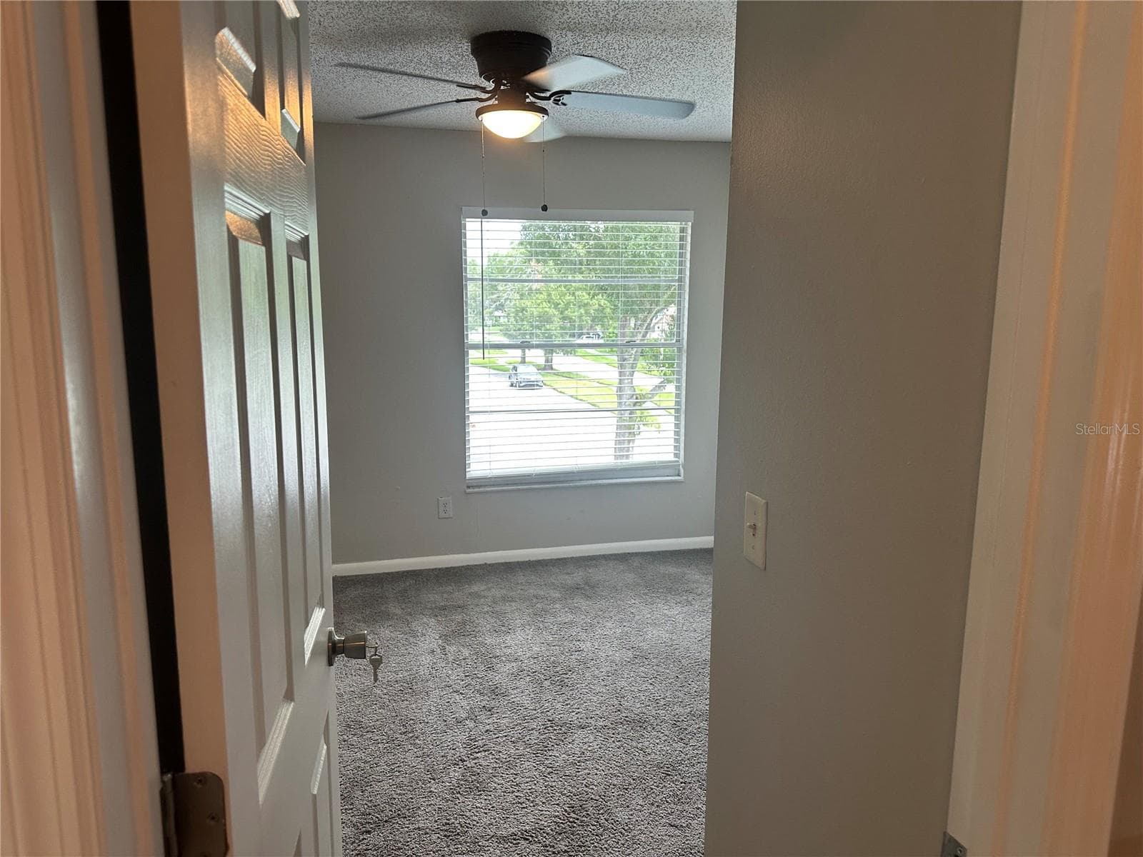 Townhouse at 14752 MORNING DR, LUTZ, photo 19 of 31
