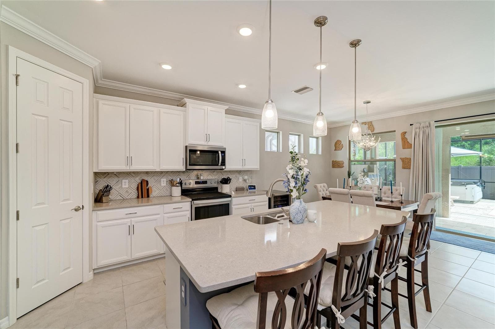 Single Family Residence at 174 VERAZA CT, NOKOMIS, photo 6 of 60