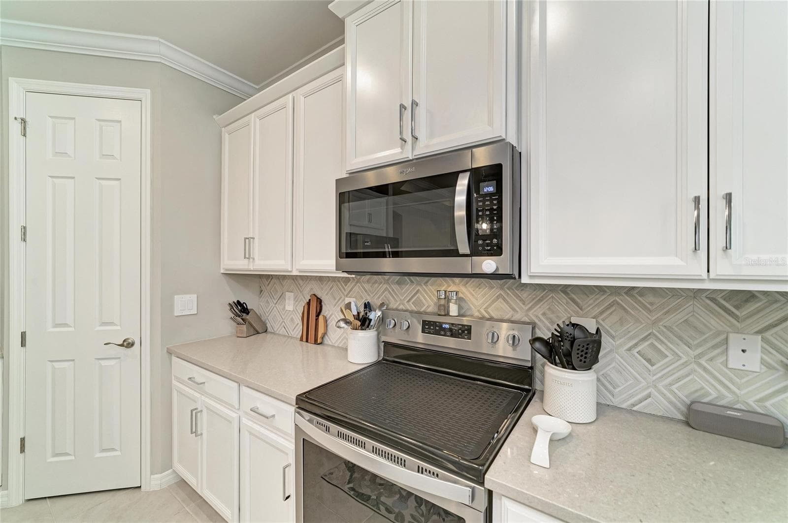 Single Family Residence at 174 VERAZA CT, NOKOMIS, photo 11 of 60