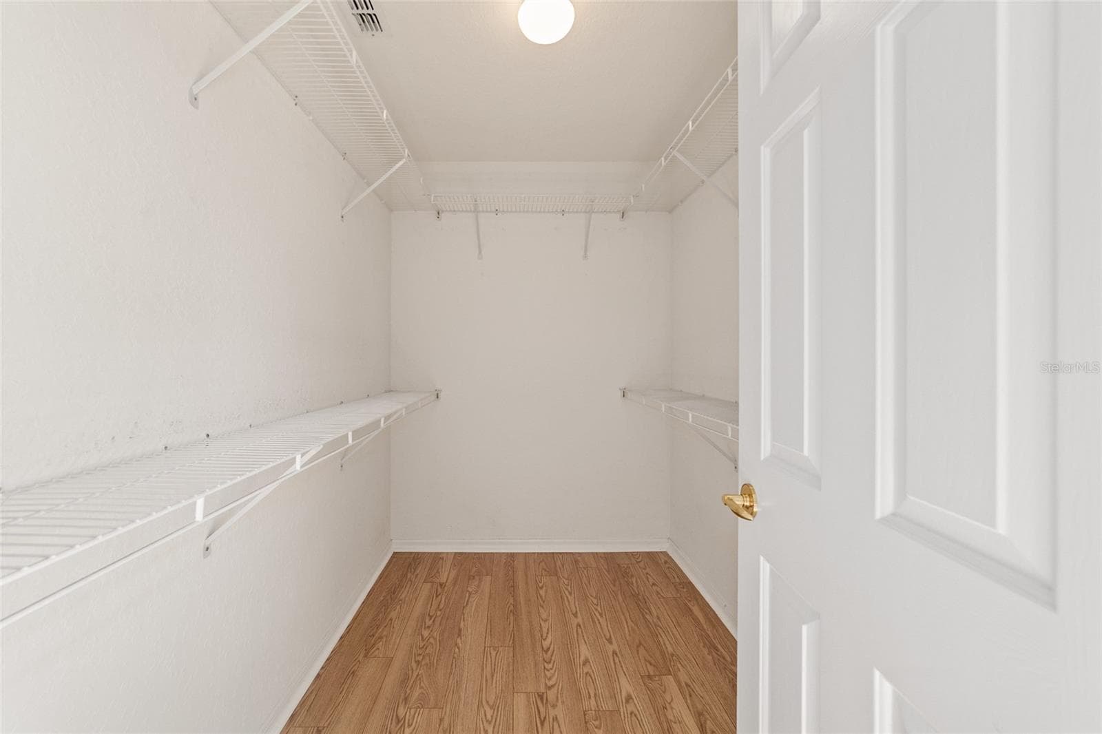 WALK IN CLOSET - 11283 SW 139TH PL, DUNNELLON