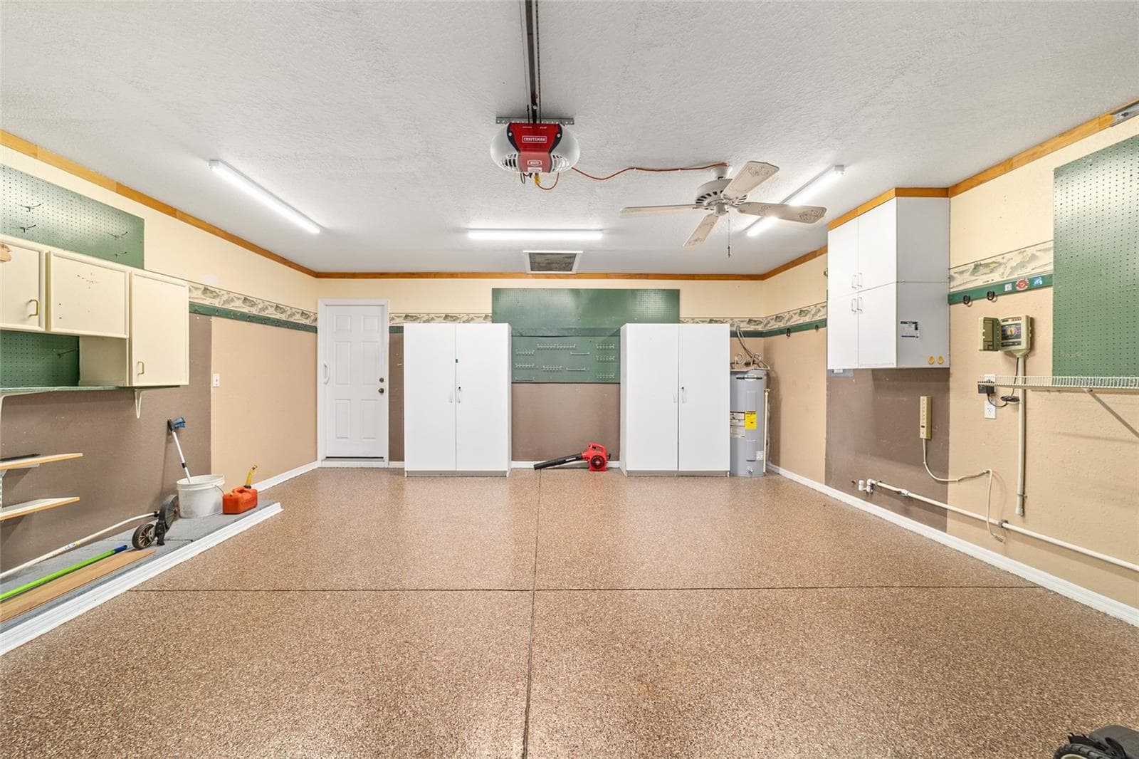 EPOXY GARAGE FLOOR, DRIVEWAY & SIDEWALK - 11283 SW 139TH PL, DUNNELLON