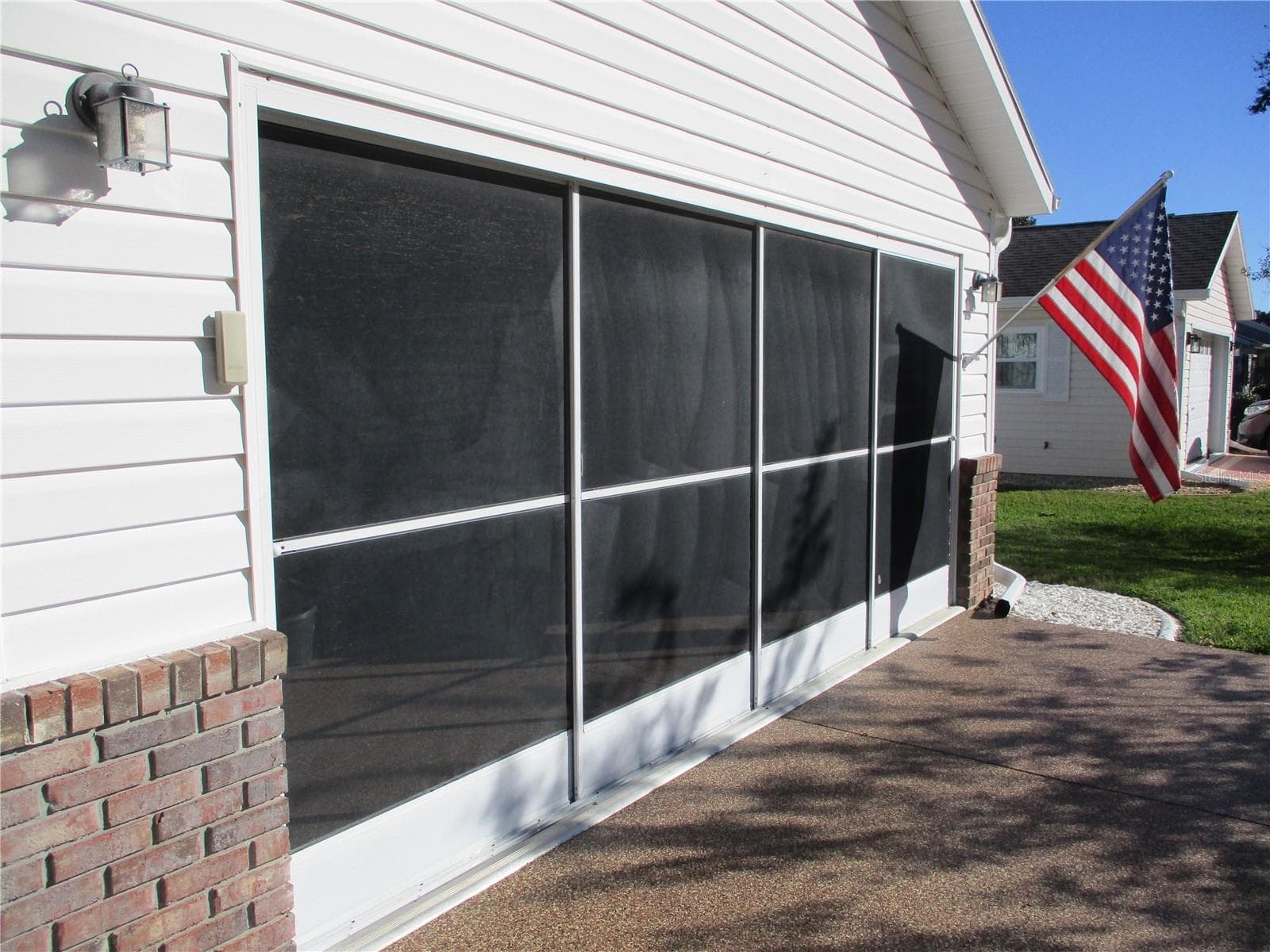 SCREENED DOOR - 11283 SW 139TH PL, DUNNELLON