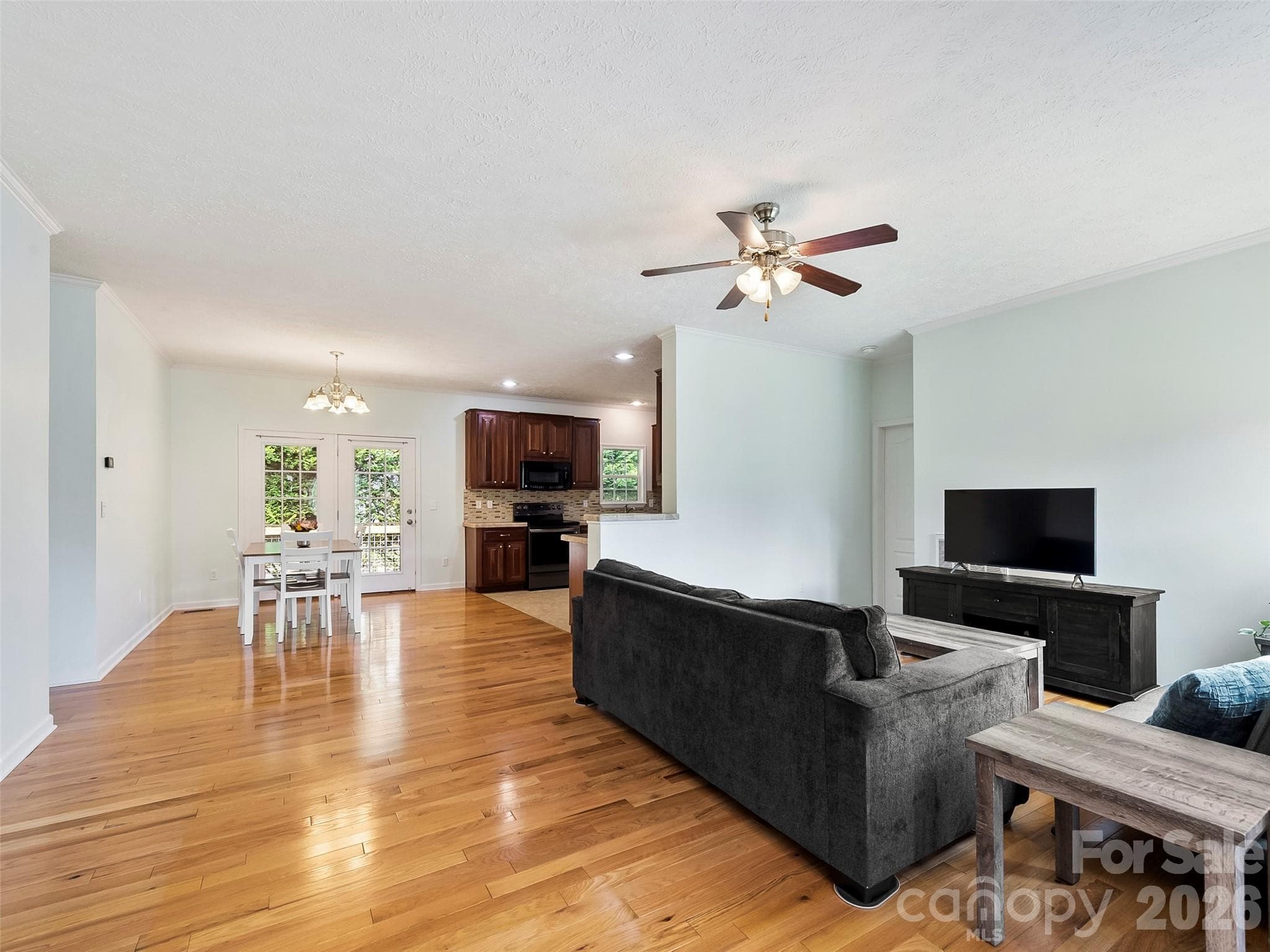 Single Family Residence at 9 Farthings Drive, Arden, photo 6 of 25