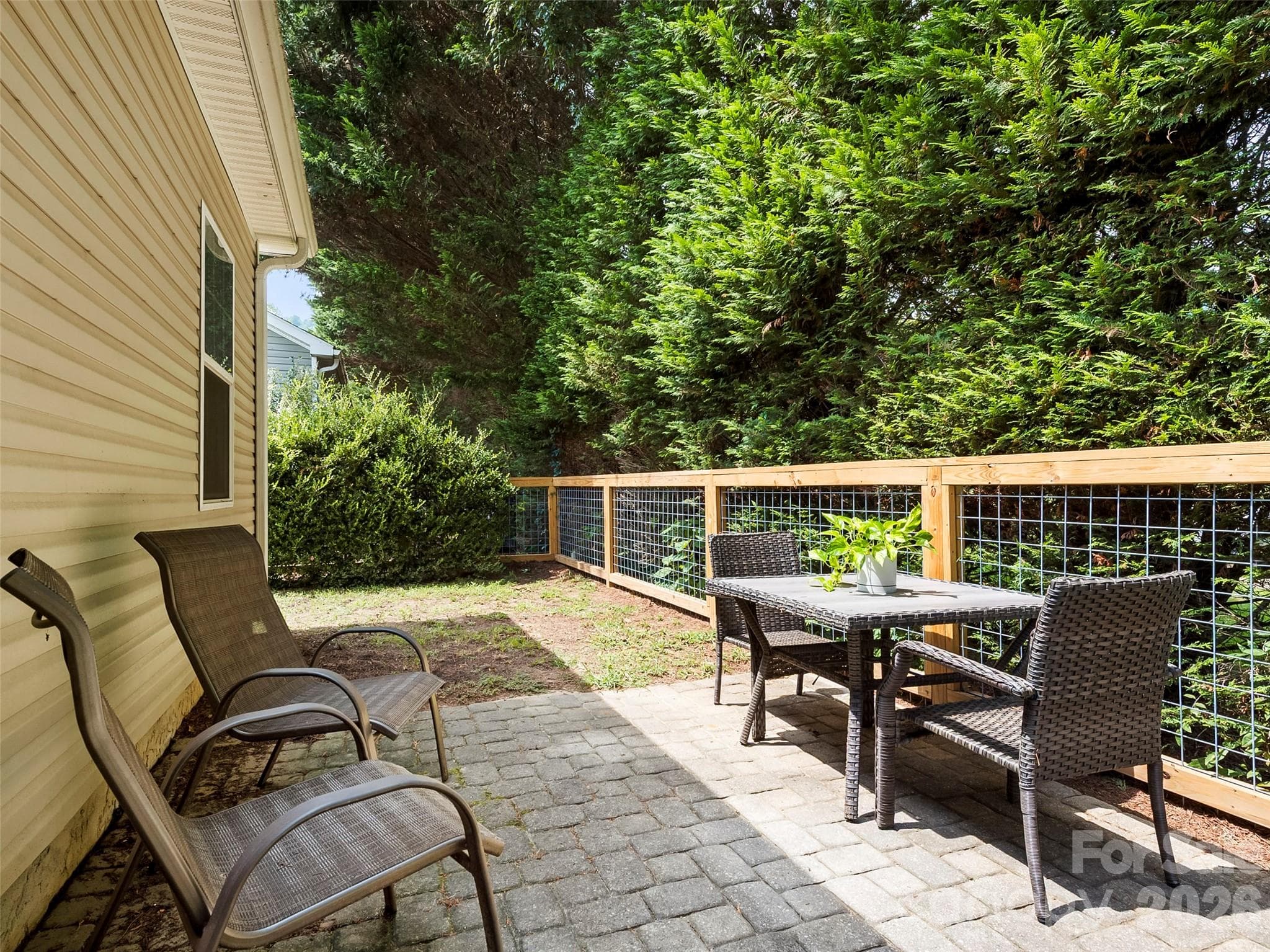 Fenced in Yard - 9 Farthings Drive, Arden