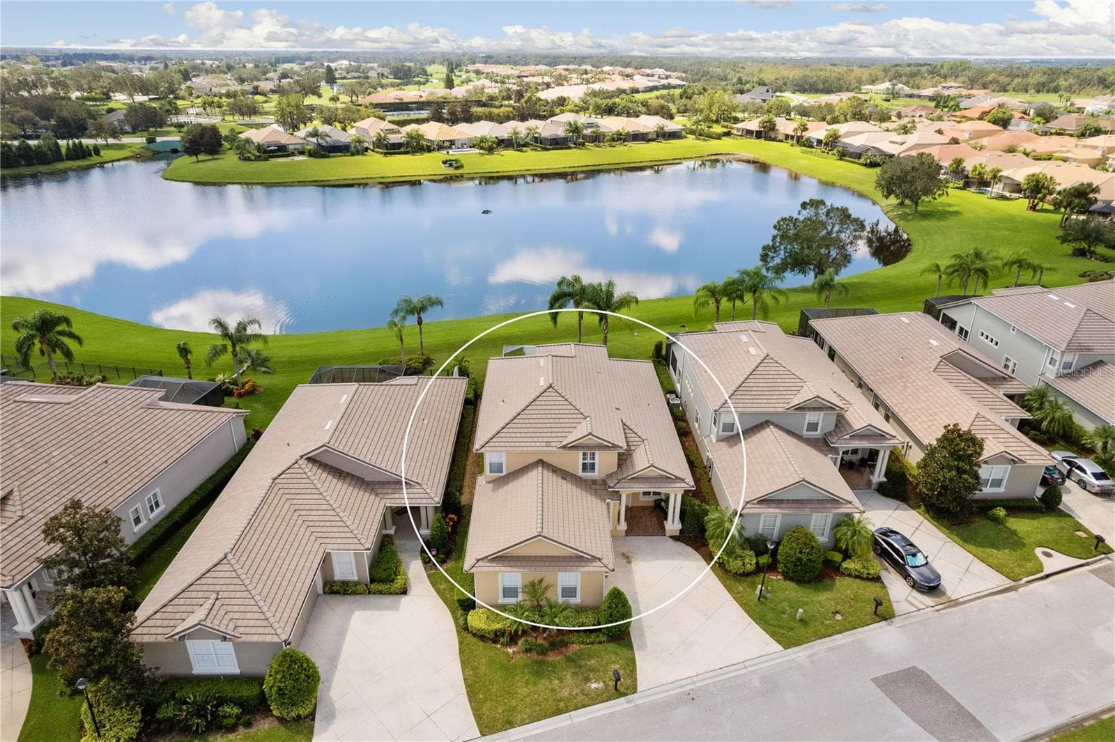 And, the location can't be beat  . . . . - 2464 LAUREL GLEN DR, LAKELAND