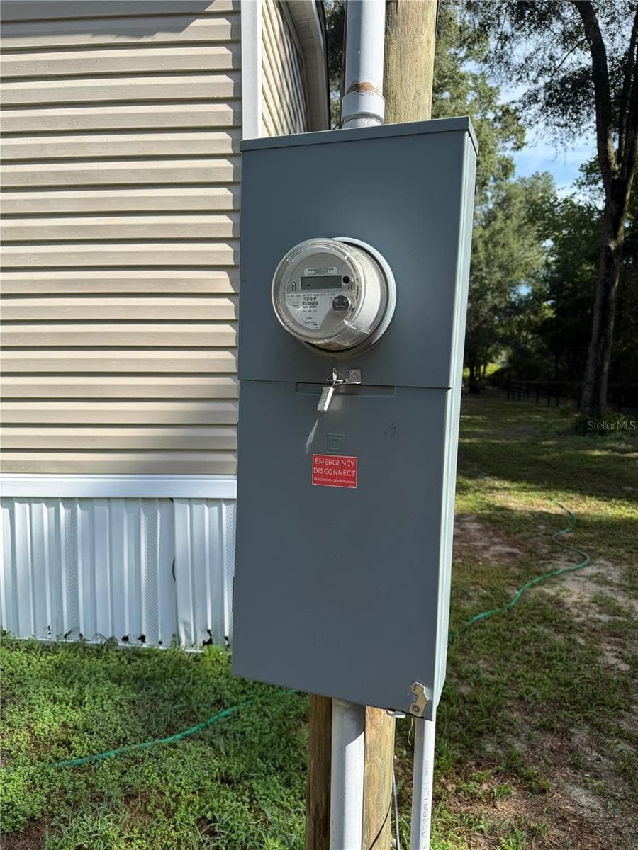 Manufactured Home at 10685 SW 156TH PL, DUNNELLON, photo 27 of 39