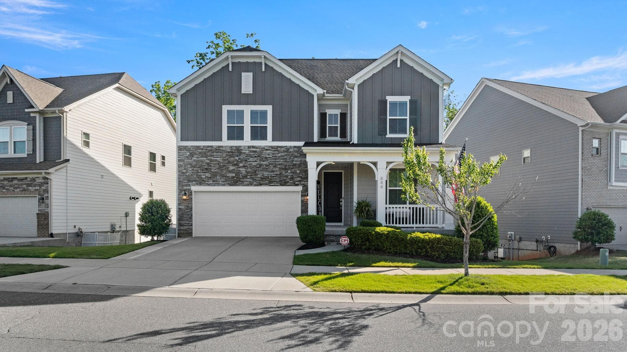 Single Family Residence at 844 Neff Court, Fort Mill, photo 3 of 48