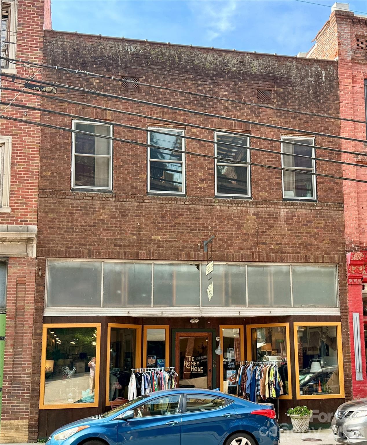 street level retail space in Historic neighborhood - 20 S Main Street S, Marshall