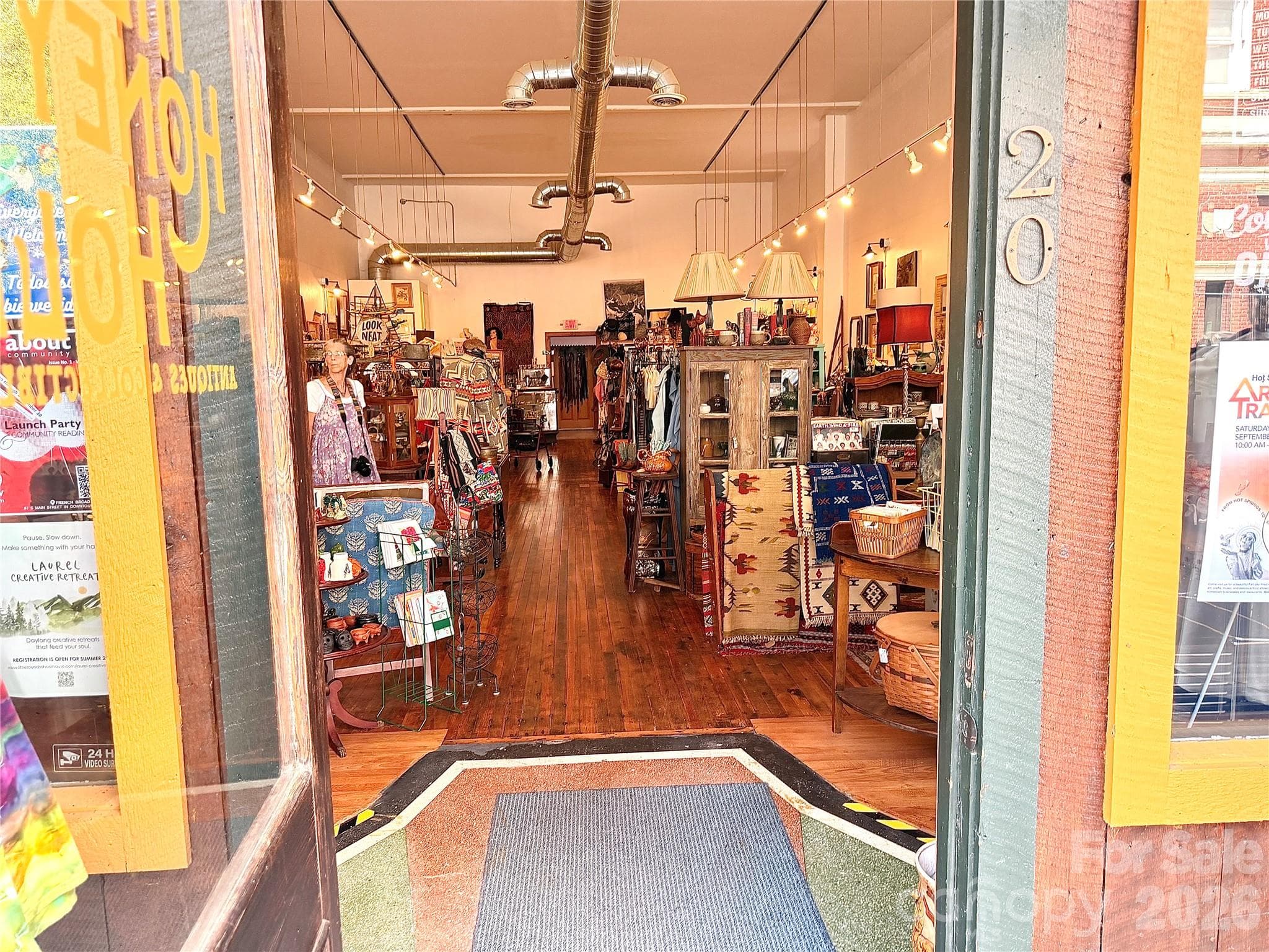 Street level retail space - 20 S Main Street S, Marshall