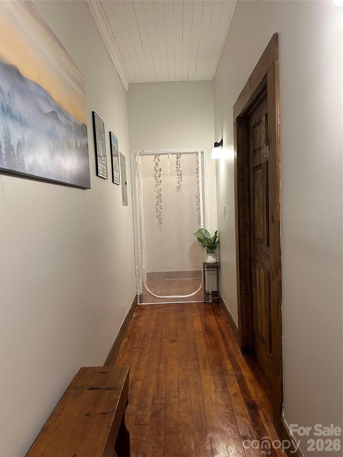 Two upper floor units - 20 S Main Street S, Marshall