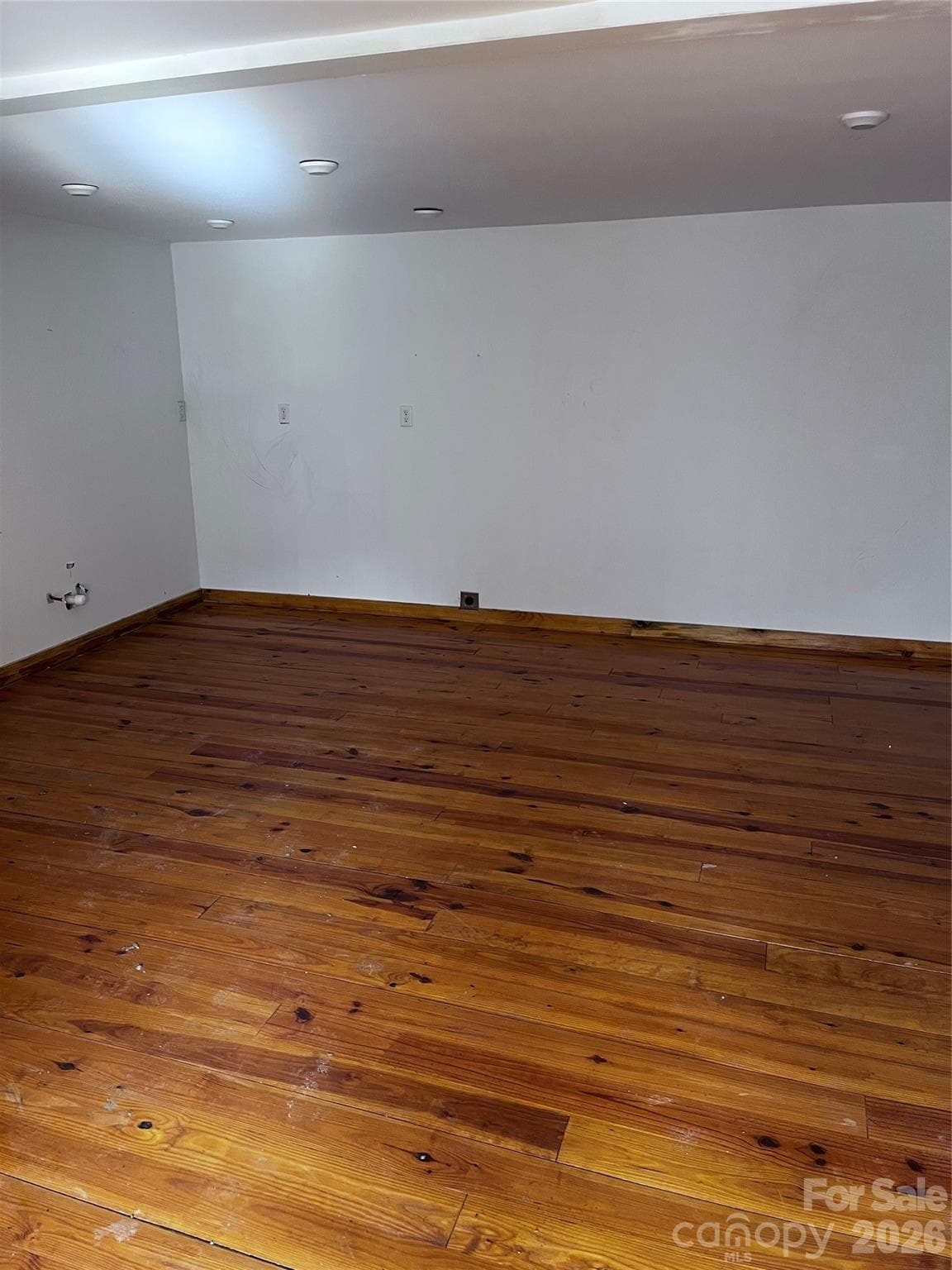 Studio space - 20 S Main Street S, Marshall