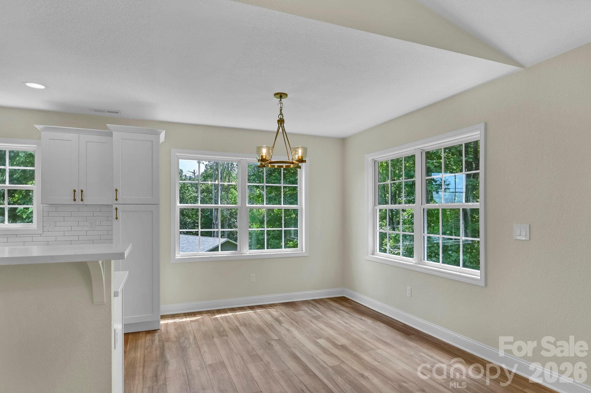 Single Family Residence at 157 Scarlett Ridge Drive, Marshall, photo 9 of 48