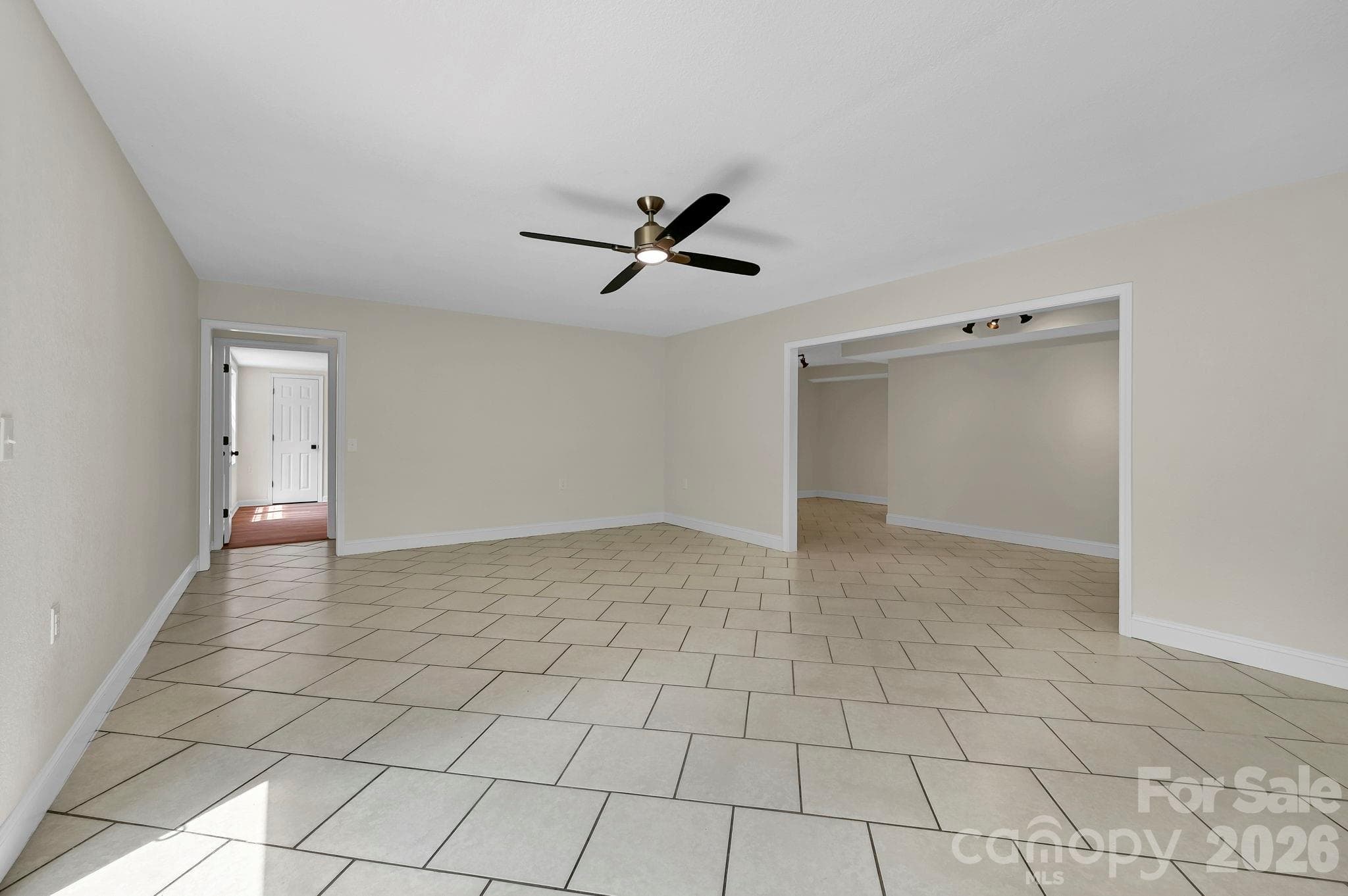 Single Family Residence at 157 Scarlett Ridge Drive, Marshall, photo 37 of 48