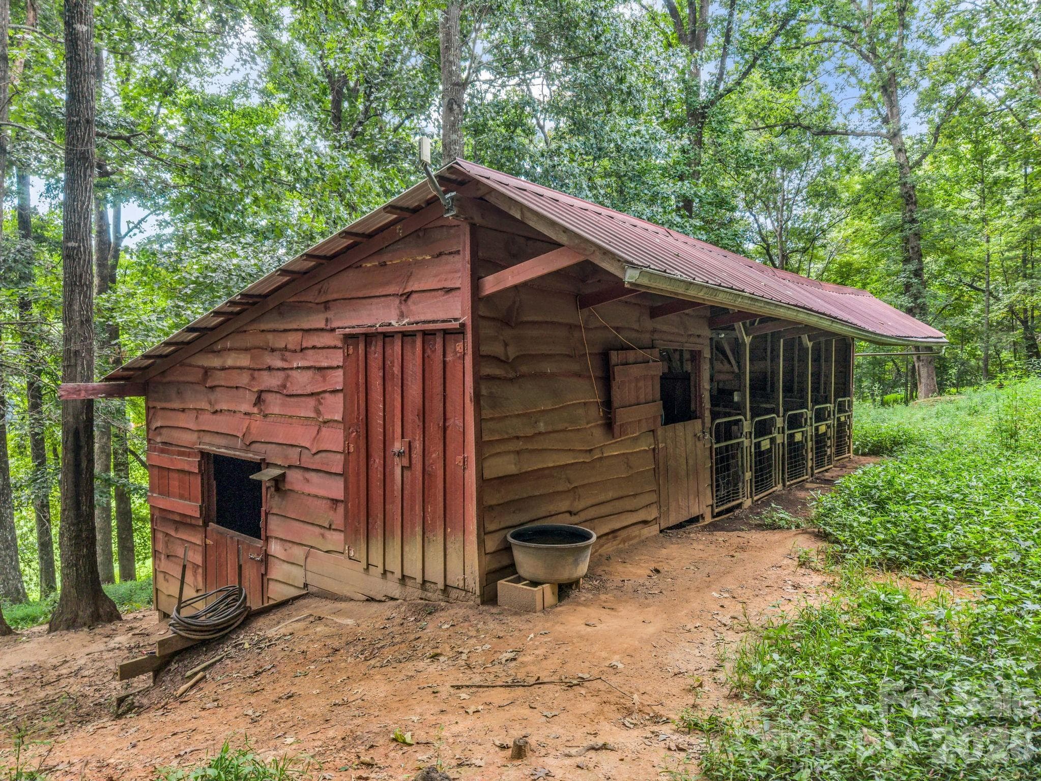 5 Stall goat barn - 136 Limousine Lane, Pisgah Forest